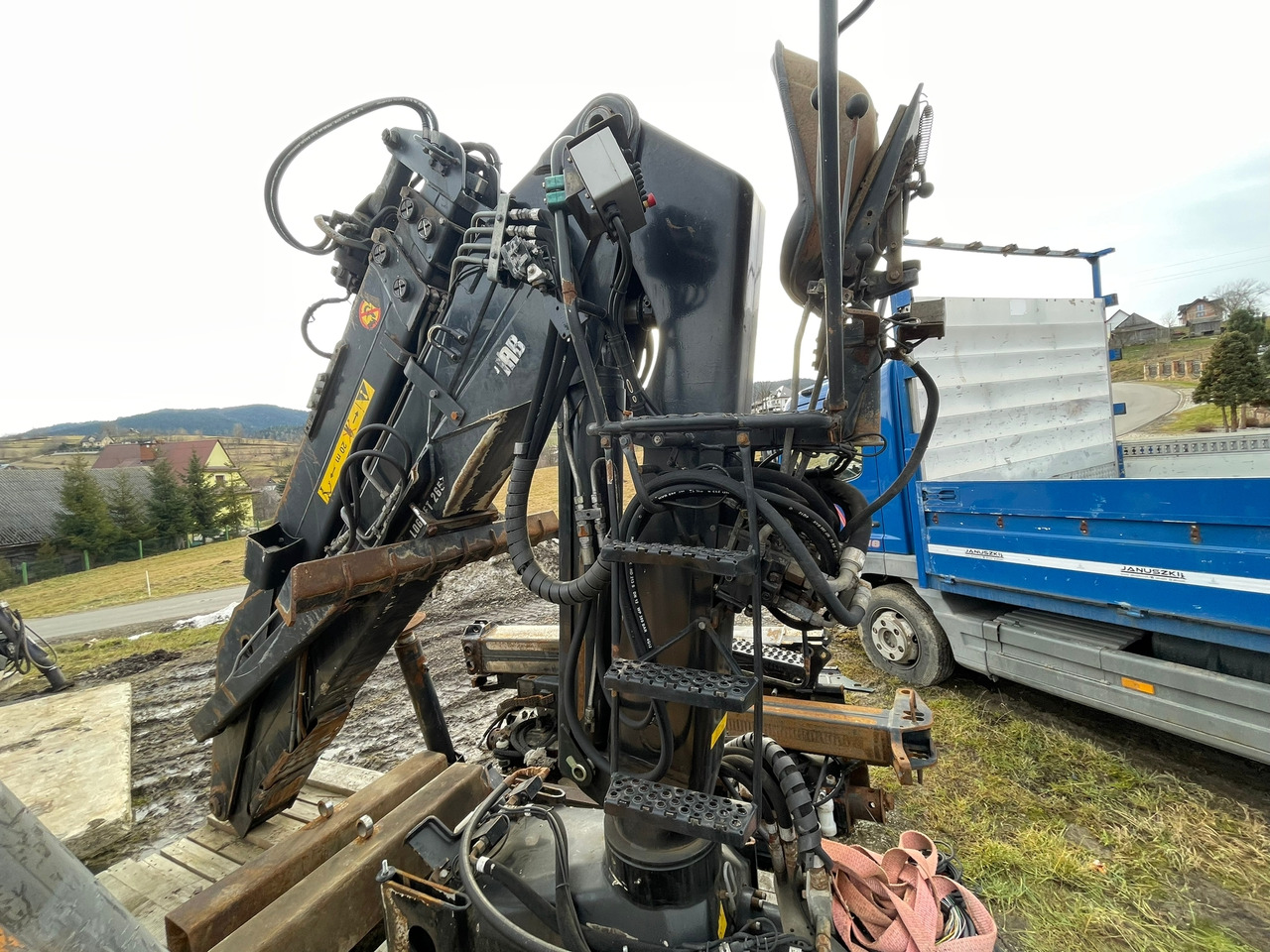LOGLIFT 265 Z - Kran za kamion: slika 1 LOGLIFT 265 Z - Kran za kamion: slika 1