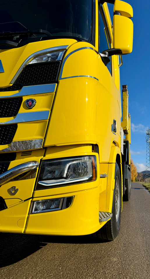 Šticar, Kamion sa dizalicom SCANIA R650: slika 9