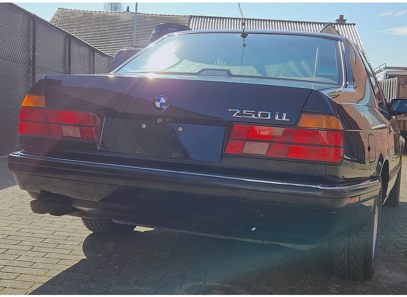 BMW 750IL - Limuzina: slika 3 BMW 750IL - Limuzina: slika 3