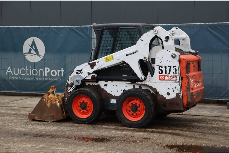 Bobcat S175 - Utovarivač točkaš: slika 3 Bobcat S175 - Utovarivač točkaš: slika 3