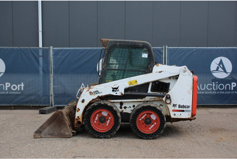 Bobcat S450 - Utovarivač točkaš: slika 2 Bobcat S450 - Utovarivač točkaš: slika 2