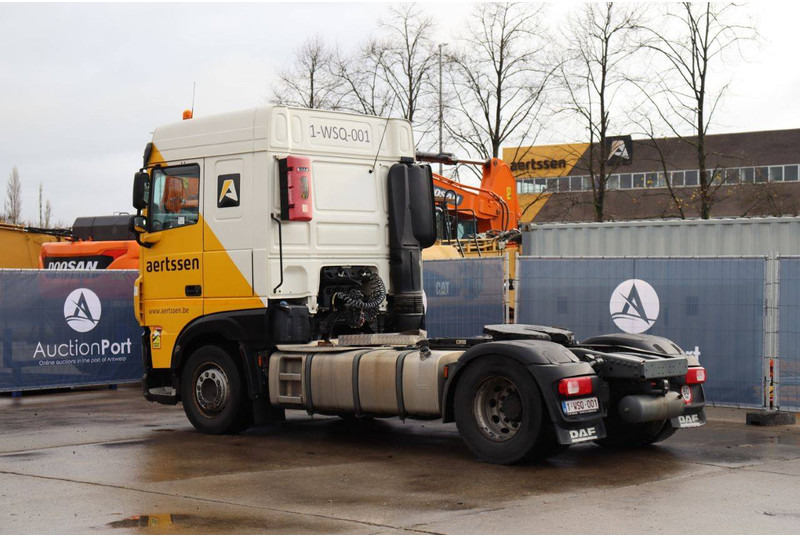 DAF FT XF 480 Space Cab - Kamion sa golom šasijom i zatvorenom kabinom: slika 3 DAF FT XF 480 Space Cab - Kamion sa golom šasijom i zatvorenom kabinom: slika 3