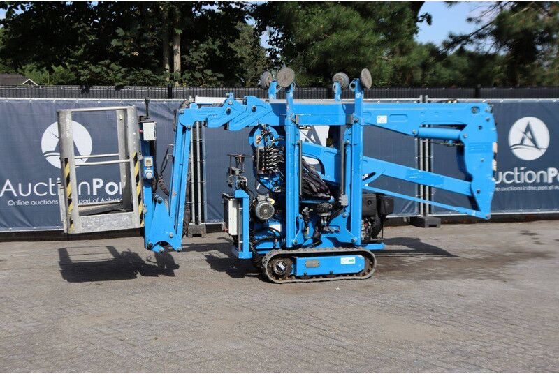 EasyLift R160 - Zglobna platforma: slika 1 EasyLift R160 - Zglobna platforma: slika 1