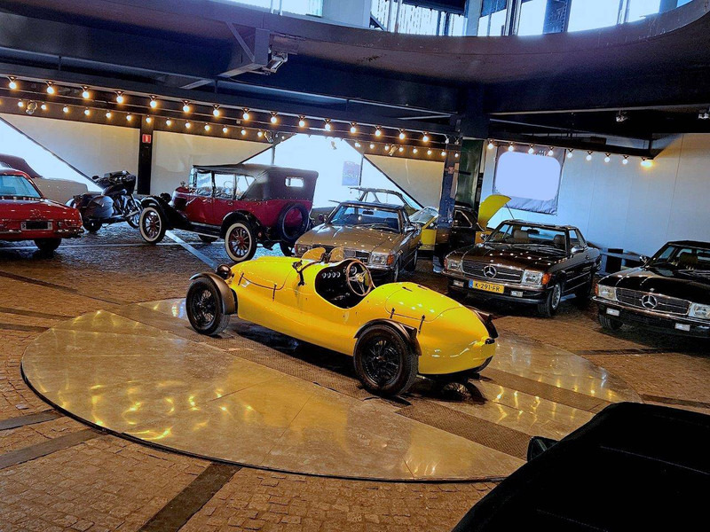 Ferrari Vintage Racer Ferrari-hommage Triumph - Limuzina: slika 3 Ferrari Vintage Racer Ferrari-hommage Triumph - Limuzina: slika 3