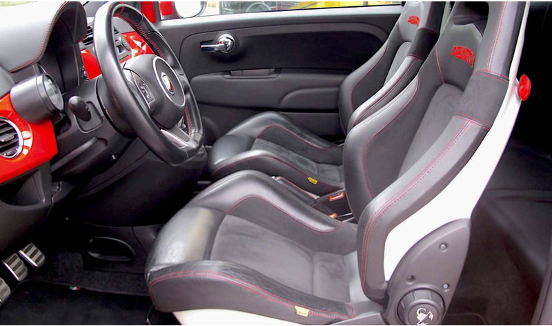 Fiat 500 Abarth Tributo Ferrari (limited 142/200) - Limuzina: slika 4 Fiat 500 Abarth Tributo Ferrari (limited 142/200) - Limuzina: slika 4