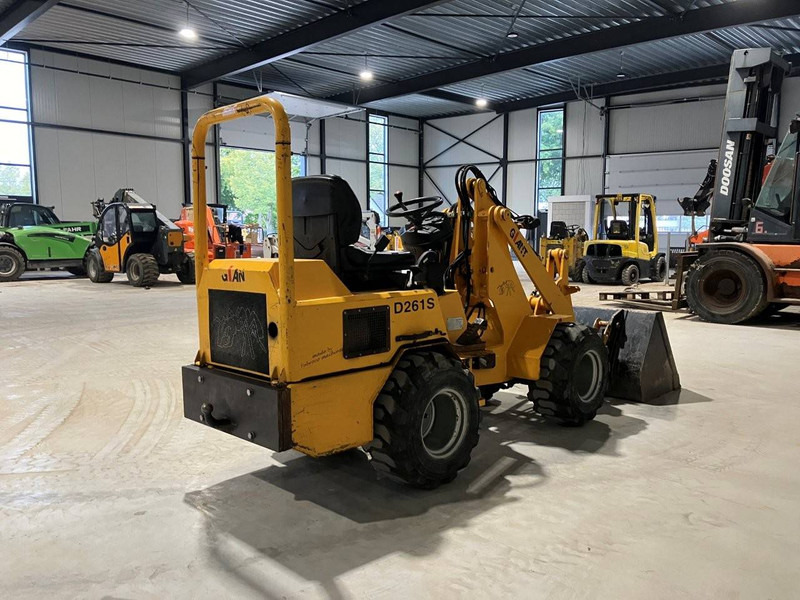 Giant D261S - Utovarivač točkaš: slika 5 Giant D261S - Utovarivač točkaš: slika 5