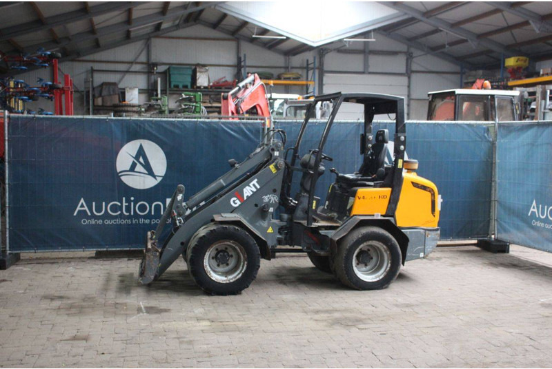 Giant V452T HD - Utovarivač točkaš: slika 1 Giant V452T HD - Utovarivač točkaš: slika 1