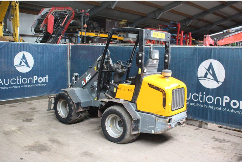 Giant V452T HD - Utovarivač točkaš: slika 3 Giant V452T HD - Utovarivač točkaš: slika 3