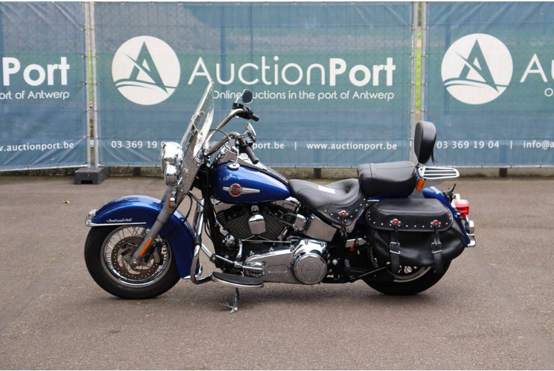 Harley-Davidson Heritage Softail Classic - Motocikl: slika 2 Harley-Davidson Heritage Softail Classic - Motocikl: slika 2