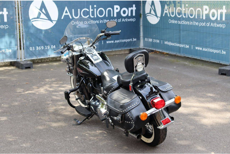 Harley-Davidson Heritage Softail Classic - Motocikl: slika 4 Harley-Davidson Heritage Softail Classic - Motocikl: slika 4
