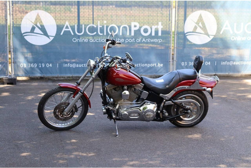 Harley-Davidson Softail Standard - Motocikl: slika 1 Harley-Davidson Softail Standard - Motocikl: slika 1