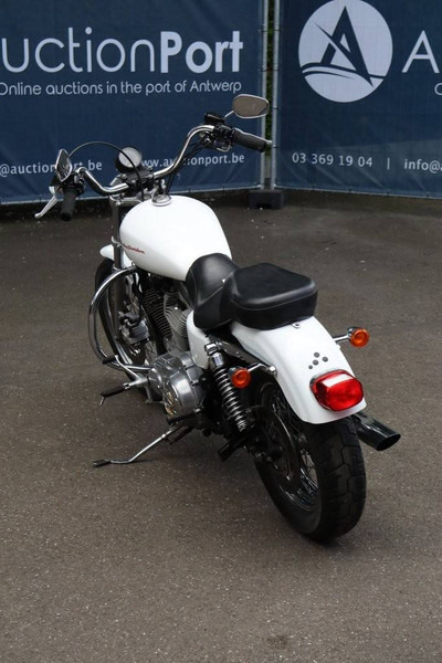Harley-Davidson Sporster XL883 - Motocikl: slika 4 Harley-Davidson Sporster XL883 - Motocikl: slika 4