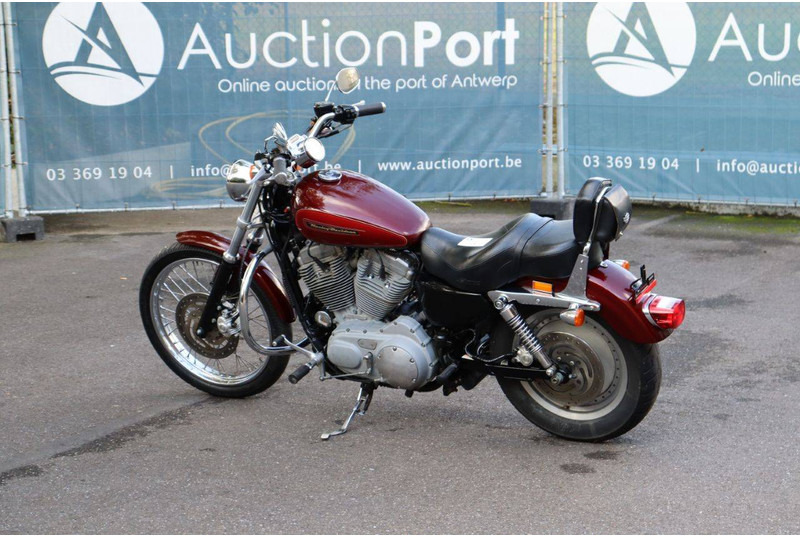 Harley-Davidson Sportster XL883 - Motocikl: slika 3 Harley-Davidson Sportster XL883 - Motocikl: slika 3