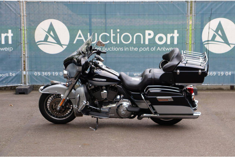 Harley-Davidson Ultra Classic - Motocikl: slika 2 Harley-Davidson Ultra Classic - Motocikl: slika 2