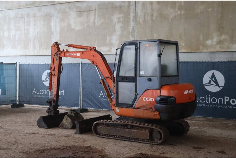 Hitachi EX30-2 - Bager guseničar: slika 3 Hitachi EX30-2 - Bager guseničar: slika 3
