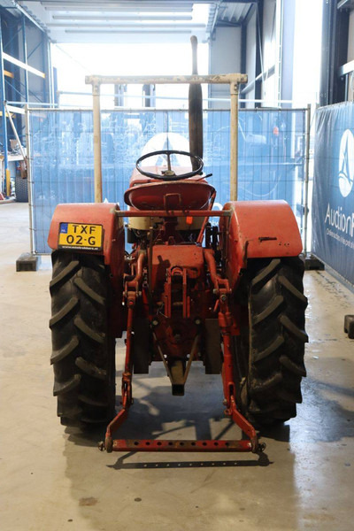 International 423 - Traktor: slika 5 International 423 - Traktor: slika 5