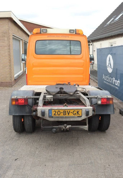 Iveco 35C17 - Kamion za prevoz kontejnera/ Kamion sa promenjivim sandukom: slika 5 Iveco 35C17 - Kamion za prevoz kontejnera/ Kamion sa promenjivim sandukom: slika 5