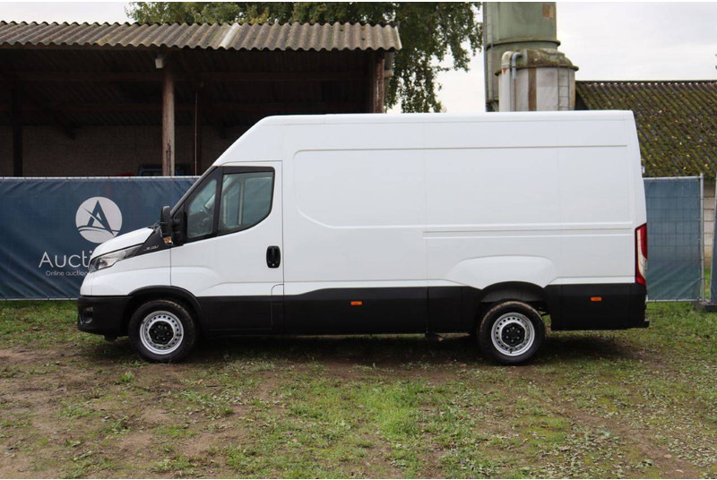 Iveco Daily 35S14 - Furgon: slika 2 Iveco Daily 35S14 - Furgon: slika 2