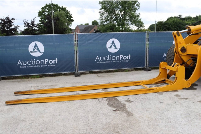 Utovarivač točkaš JCB 436: slika 12