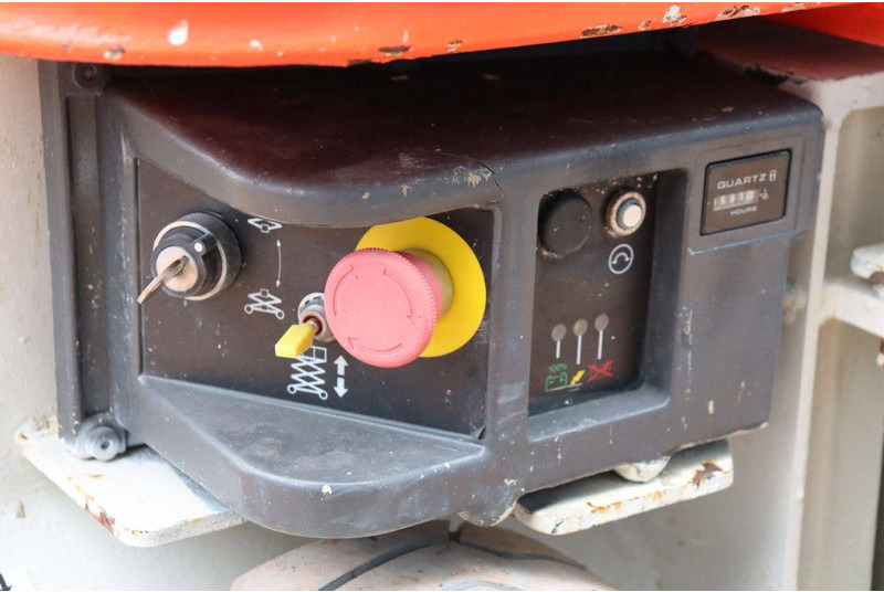 Vazdušna platforma JLG 1230ES: slika 16 Vazdušna platforma JLG 1230ES: slika 16