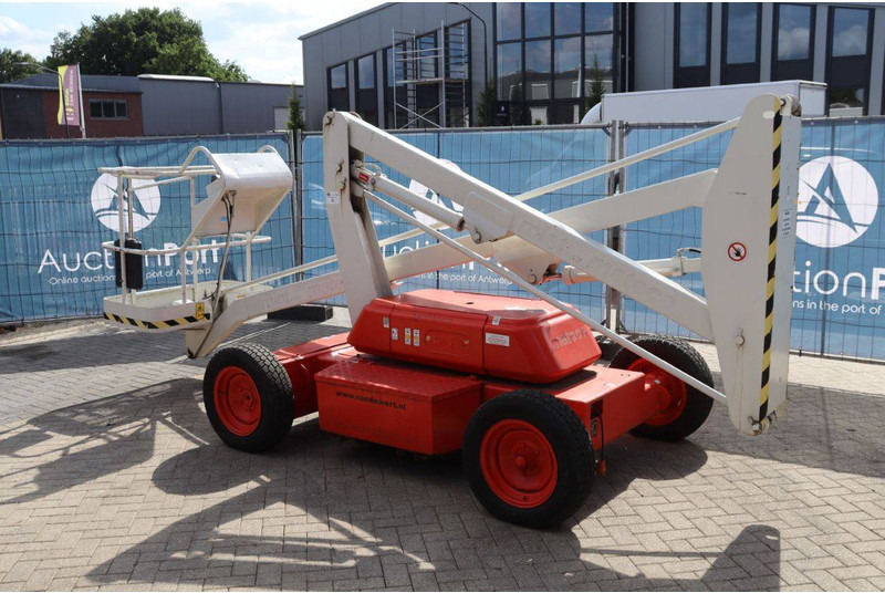 JLG 30HA - Zglobna platforma: slika 4 JLG 30HA - Zglobna platforma: slika 4
