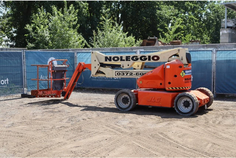 JLG E450AJ - Zglobna platforma: slika 3 JLG E450AJ - Zglobna platforma: slika 3