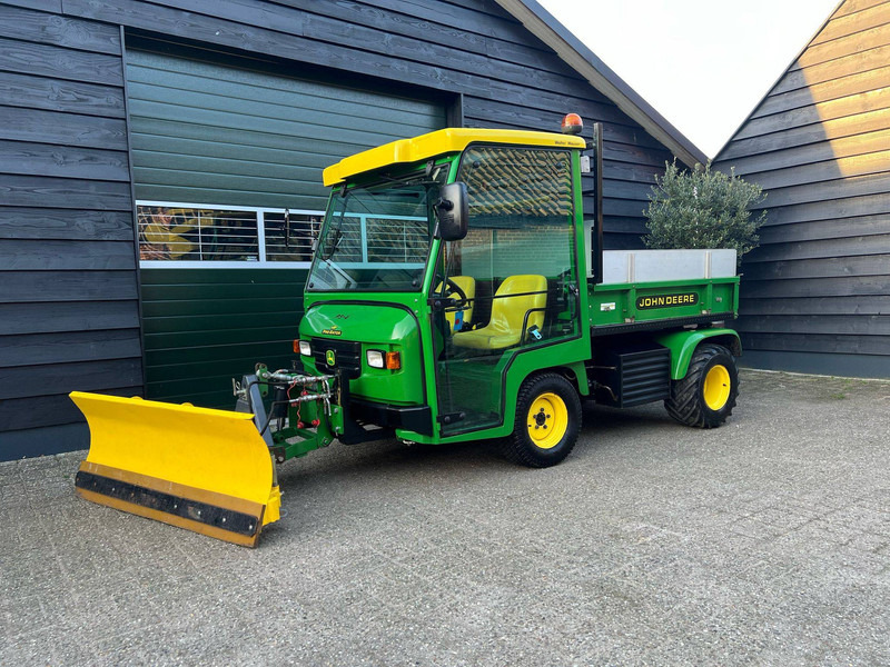 John Deere 2030A - Golf auto: slika 1 John Deere 2030A - Golf auto: slika 1