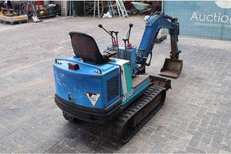 Mini bager Kobelco SK007: slika 6