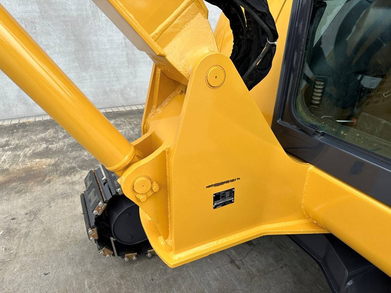 Bager guseničar Komatsu PC56-7: slika 10