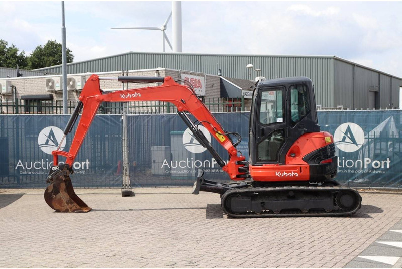 Kubota U55-4 - Bager guseničar: slika 2 Kubota U55-4 - Bager guseničar: slika 2