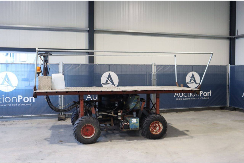 Kubota Zelfbouw - Traktor: slika 1 Kubota Zelfbouw - Traktor: slika 1