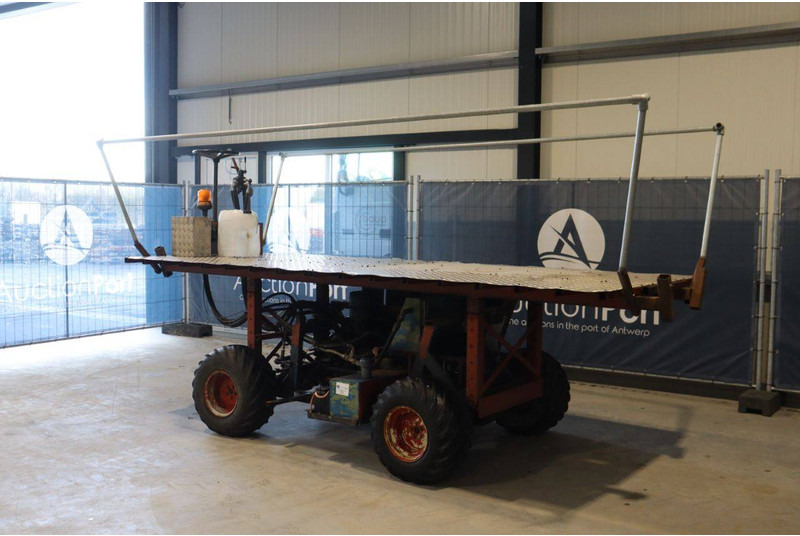 Kubota Zelfbouw - Traktor: slika 3 Kubota Zelfbouw - Traktor: slika 3