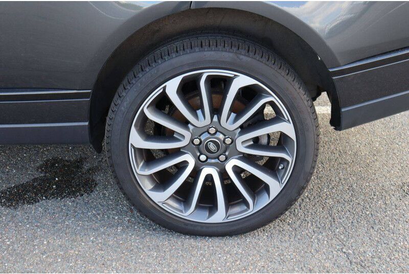 SUVSUV Land Rover Range Rover: slika 14