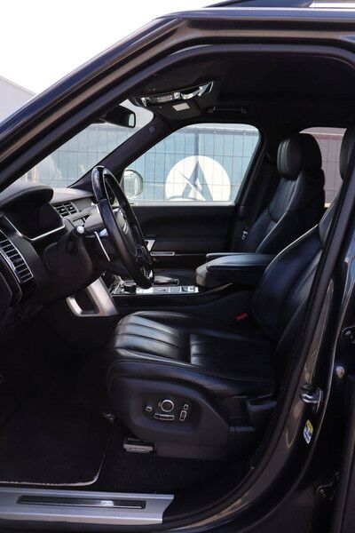SUVSUV Land Rover Range Rover: slika 19