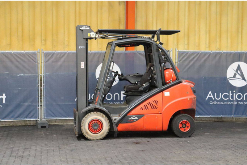 Linde H30T-02 - Gasni viljuškar: slika 1 Linde H30T-02 - Gasni viljuškar: slika 1