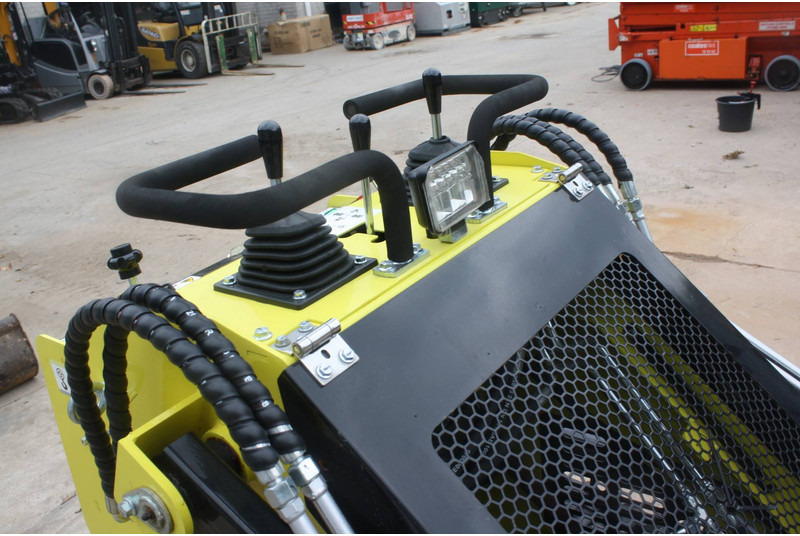 Machpro MPS330 - Utovarivač guseničar: slika 5 Machpro MPS330 - Utovarivač guseničar: slika 5