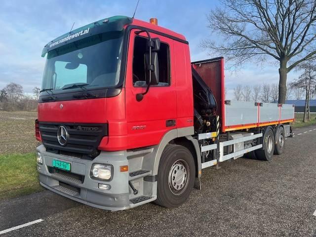 Mercedes-Benz Actros 2832 6x2 - Kamion sa dizalicom: slika 2 Mercedes-Benz Actros 2832 6x2 - Kamion sa dizalicom: slika 2