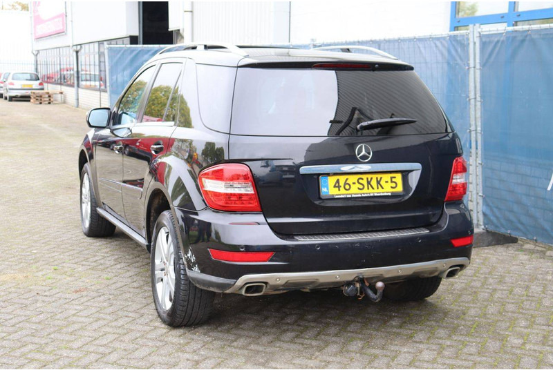 Mercedes-Benz M-Klasse ML 350 CDI 4MATIC - Limuzina: slika 4 Mercedes-Benz M-Klasse ML 350 CDI 4MATIC - Limuzina: slika 4