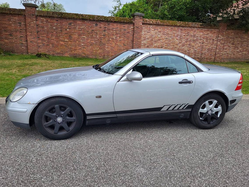 Mercedes-Benz SLK SLK200 Automatic - Limuzina: slika 2 Mercedes-Benz SLK SLK200 Automatic - Limuzina: slika 2
