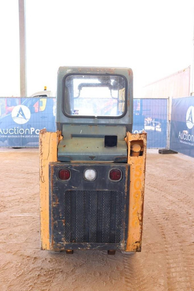 Mustang SL2012 - Utovarivač točkaš: slika 4 Mustang SL2012 - Utovarivač točkaš: slika 4