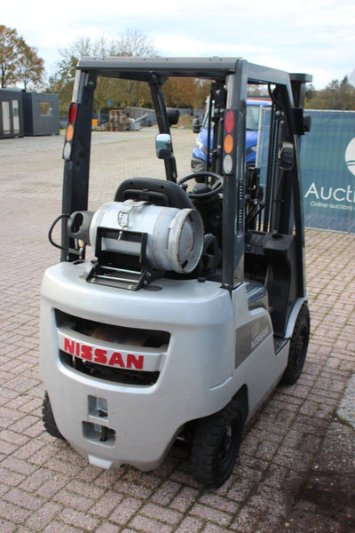 Nissan P1P1A15D - Gasni viljuškar: slika 5 Nissan P1P1A15D - Gasni viljuškar: slika 5