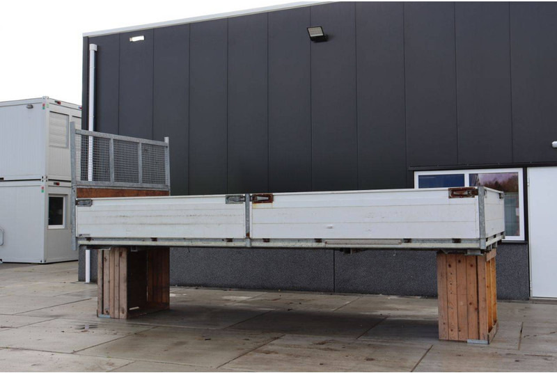 Onbekend - Plato prikolica: slika 3 Onbekend - Plato prikolica: slika 3