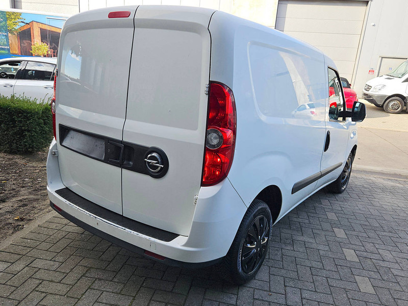 Opel Combo 1.3 CDTI - Furgon: slika 4 Opel Combo 1.3 CDTI - Furgon: slika 4