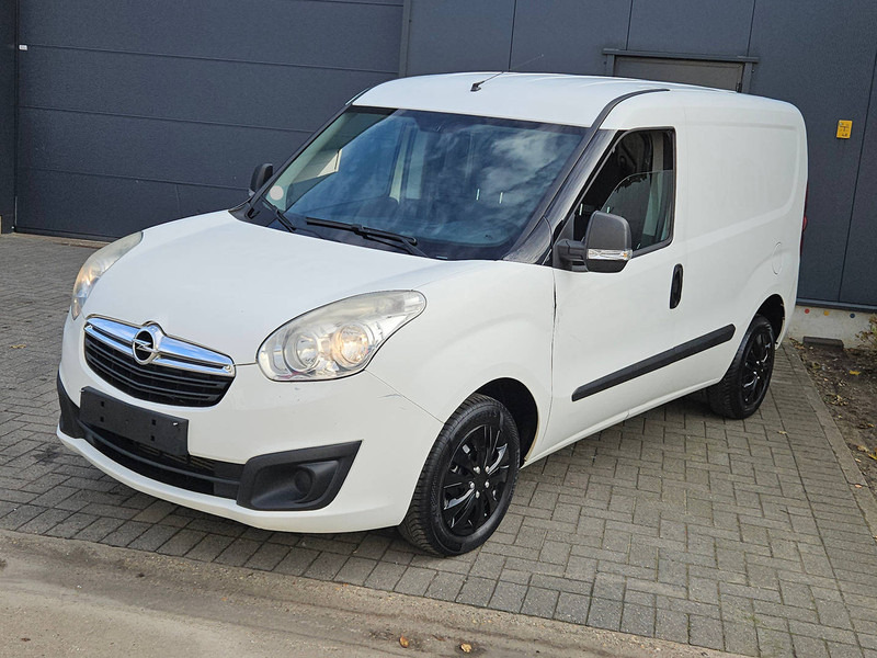 Opel Combo 1.3 CDTI - Furgon: slika 1 Opel Combo 1.3 CDTI - Furgon: slika 1