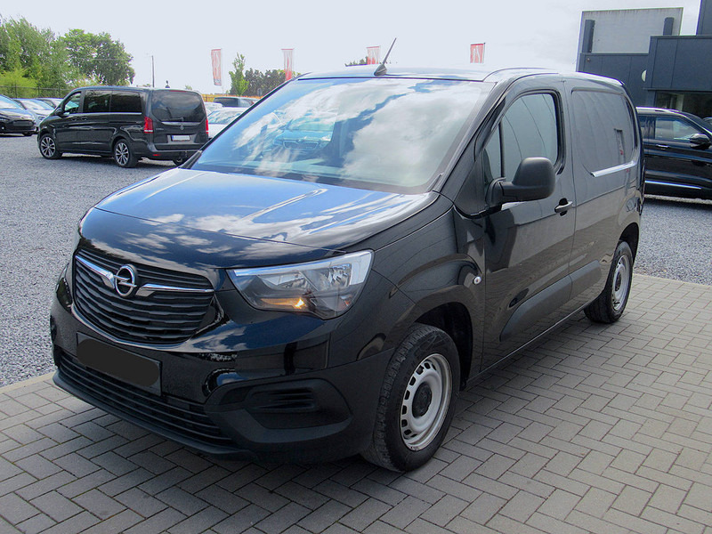 Opel Combo 1.5 D - Furgon: slika 1 Opel Combo 1.5 D - Furgon: slika 1
