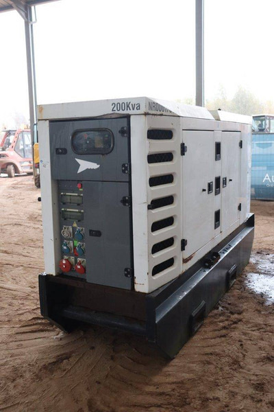 SDMO R220C3 - Set generatora: slika 5 SDMO R220C3 - Set generatora: slika 5