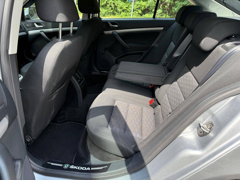 Limuzina Škoda Octavia 1.6 TDI: slika 12