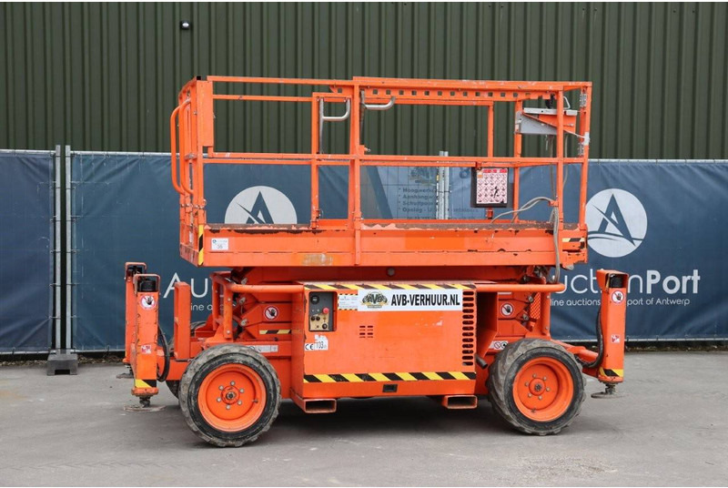 Skyjack SJ 6826RT - Lift u obliku makaza: slika 1 Skyjack SJ 6826RT - Lift u obliku makaza: slika 1