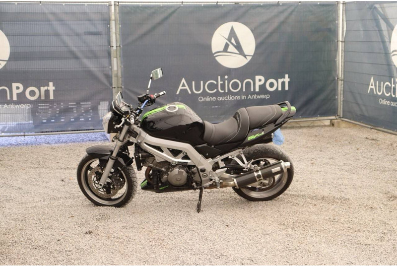 Suzuki SV1000 - Motocikl: slika 1 Suzuki SV1000 - Motocikl: slika 1