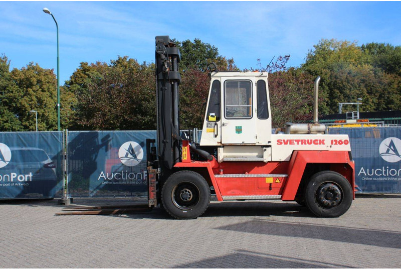 Svetruck 1260-30 - Dizel viljuškar: slika 2 Svetruck 1260-30 - Dizel viljuškar: slika 2